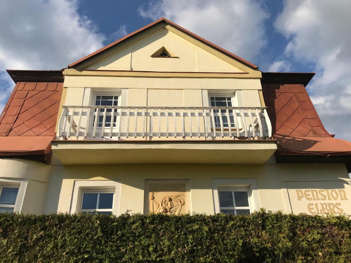 Pension Elbrs Marianske Lazne Exterior photo